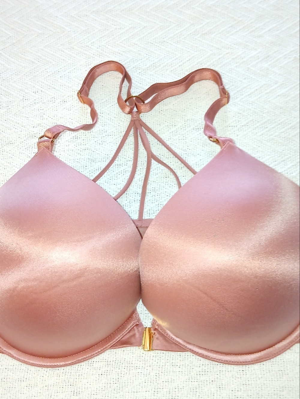 NWOT Sz.36DD Womens Victoria Secret Plunge Bra